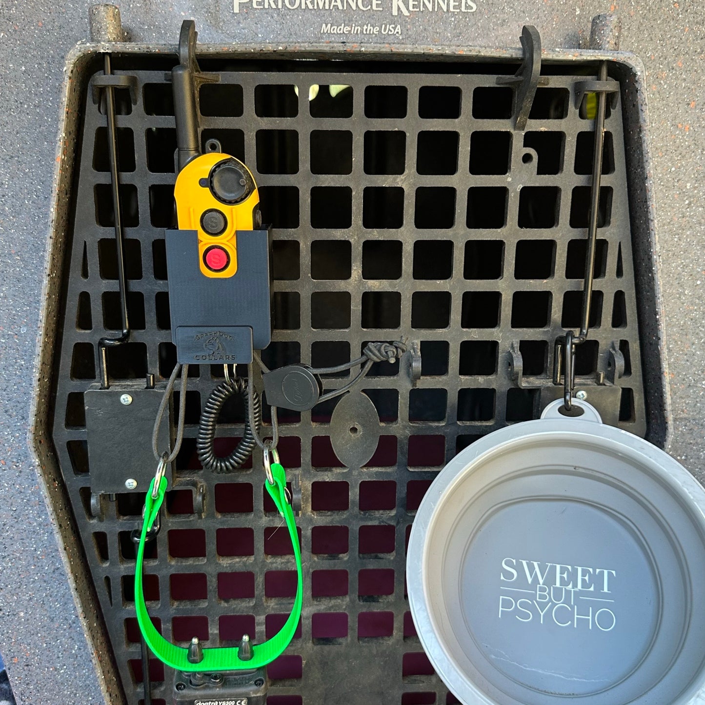 Grab-N-Go E-Collar Dock