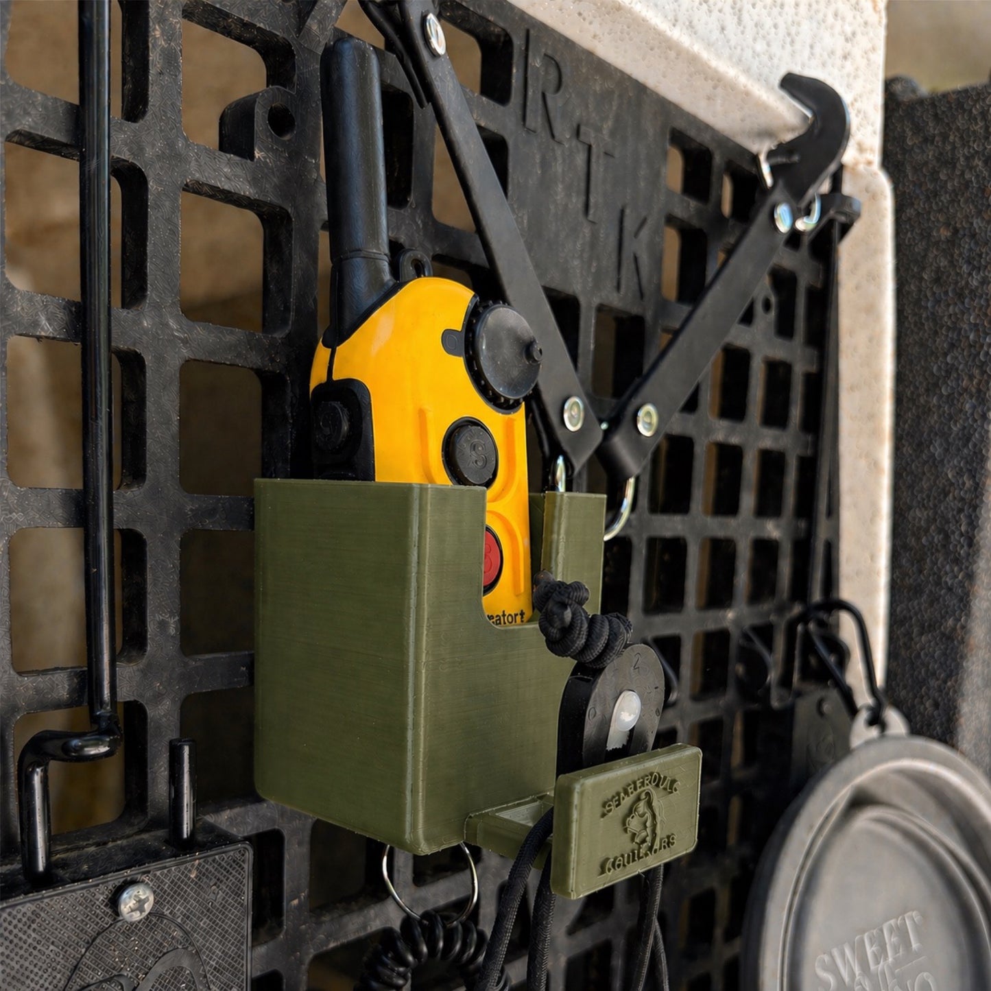 Grab-N-Go E-Collar Dock