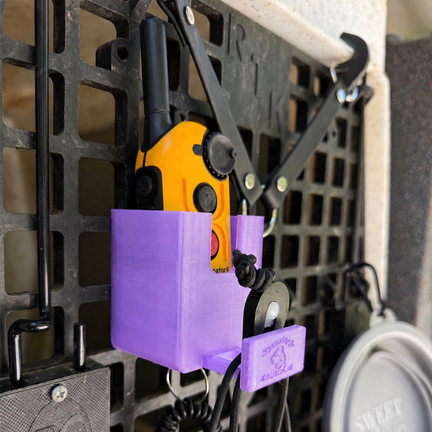 Grab-N-Go E-Collar Dock