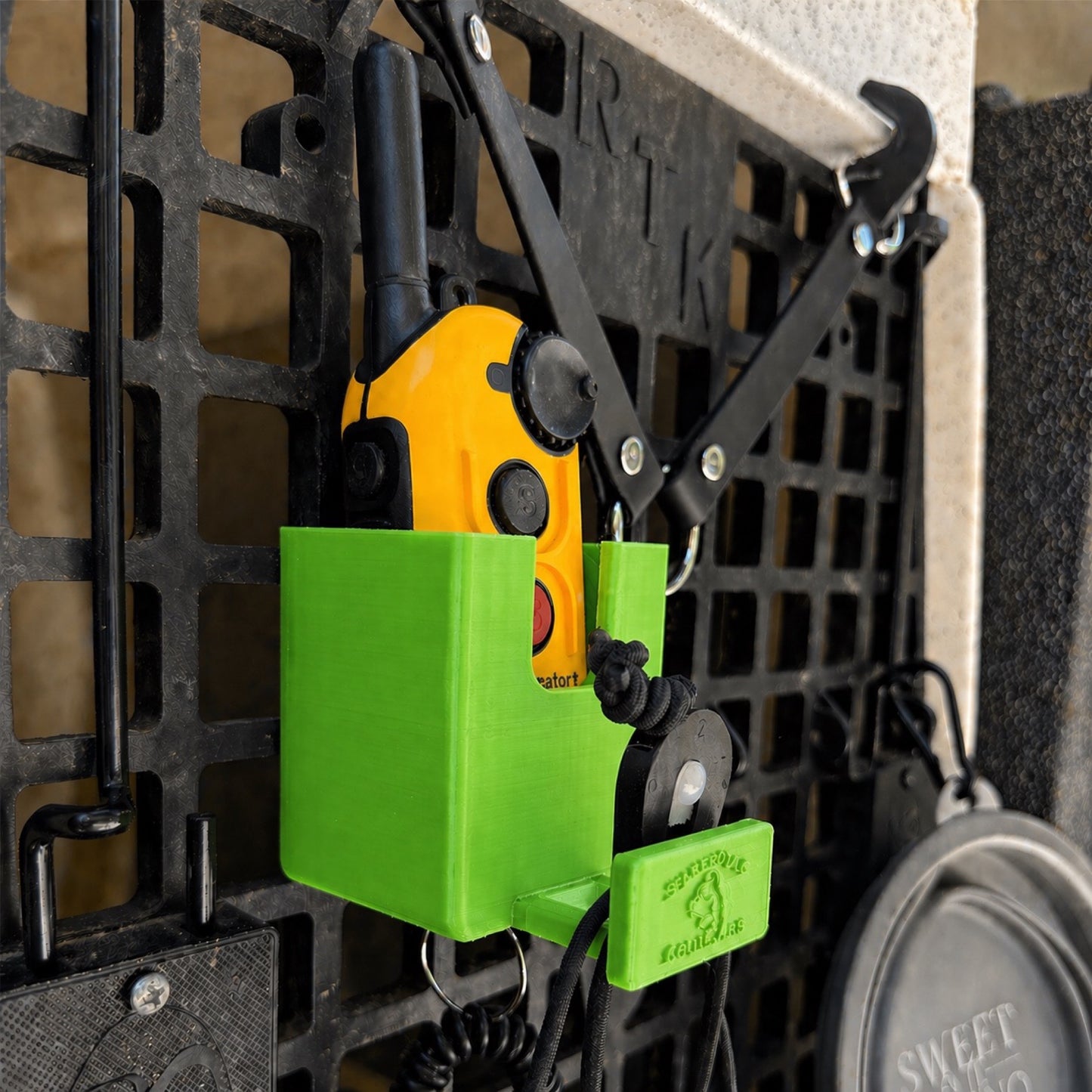 Grab-N-Go E-Collar Dock